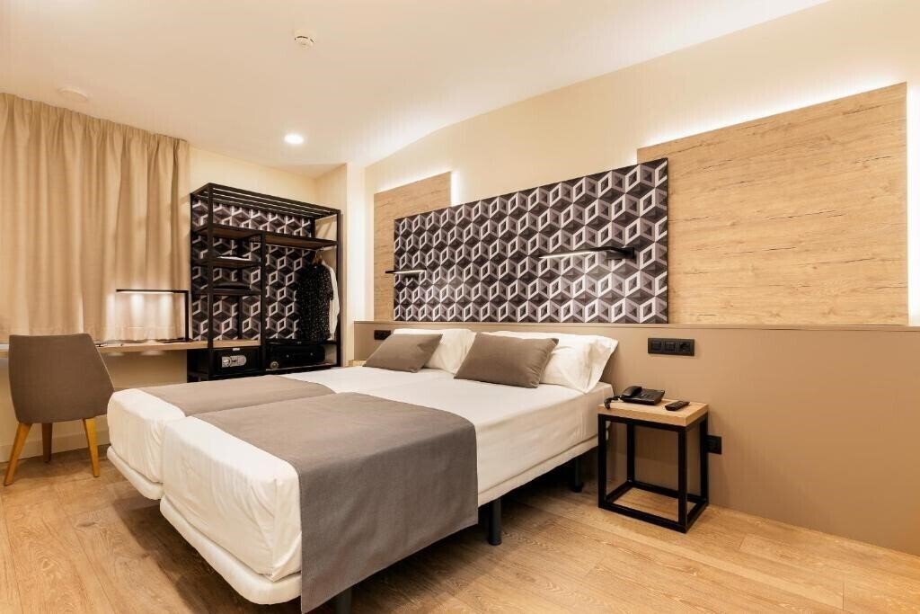 Фото Ronda House 3*