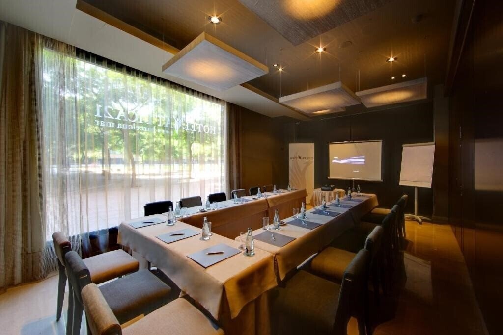 Фотографія Attica 21 Barcelona Mar 4*