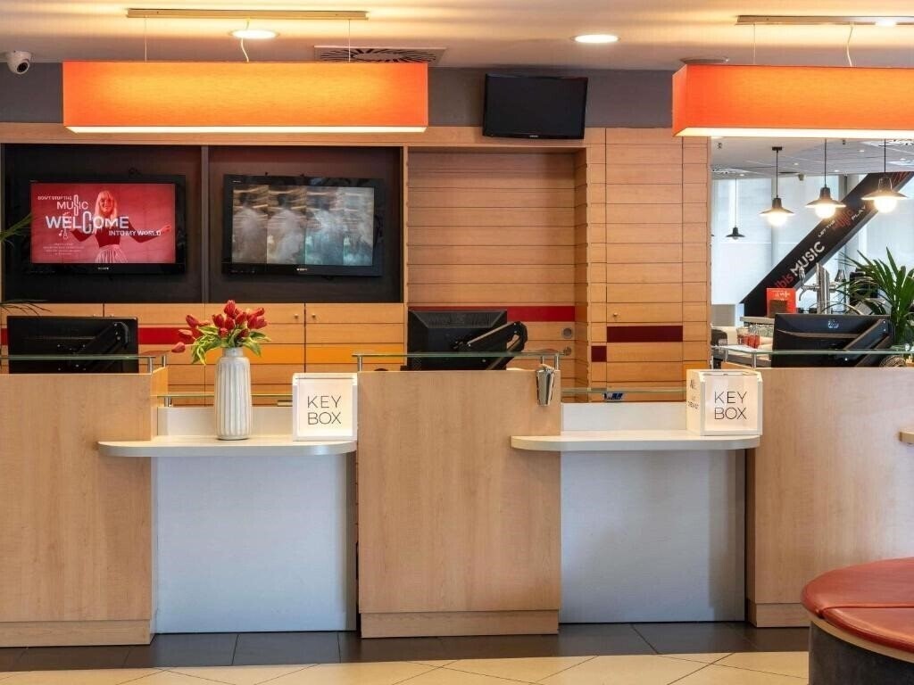 Фотография Ibis Barcelona Meridiana 2*