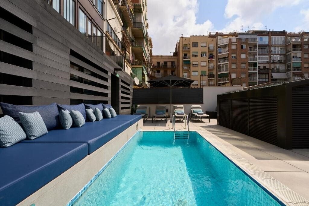 Отель Hotel Vueling BCN by Hc 4*
