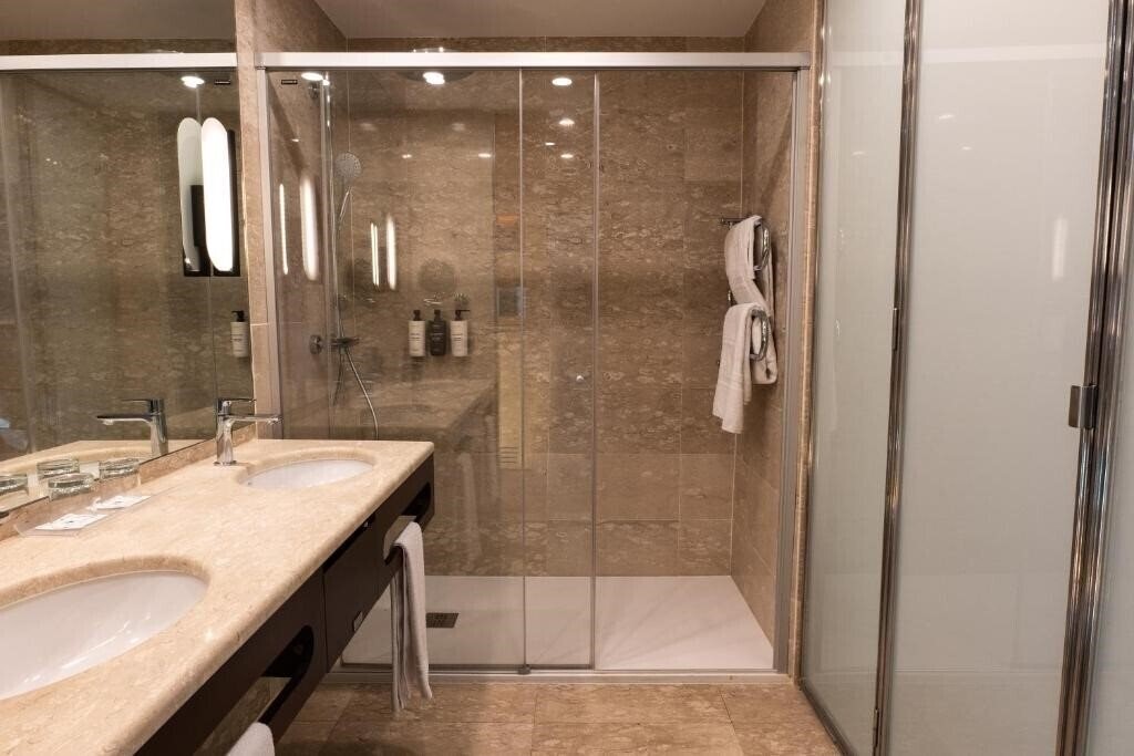 Картинка Eurostars Grand Marina 5*