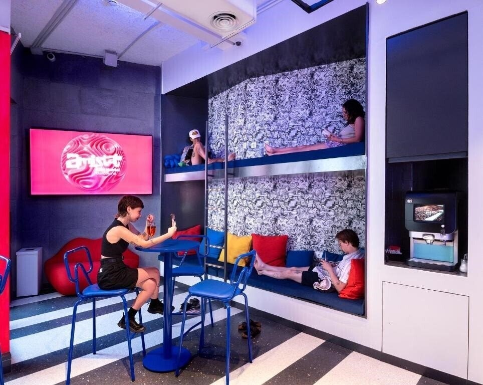 Зображення Amistat City Hostel 1*