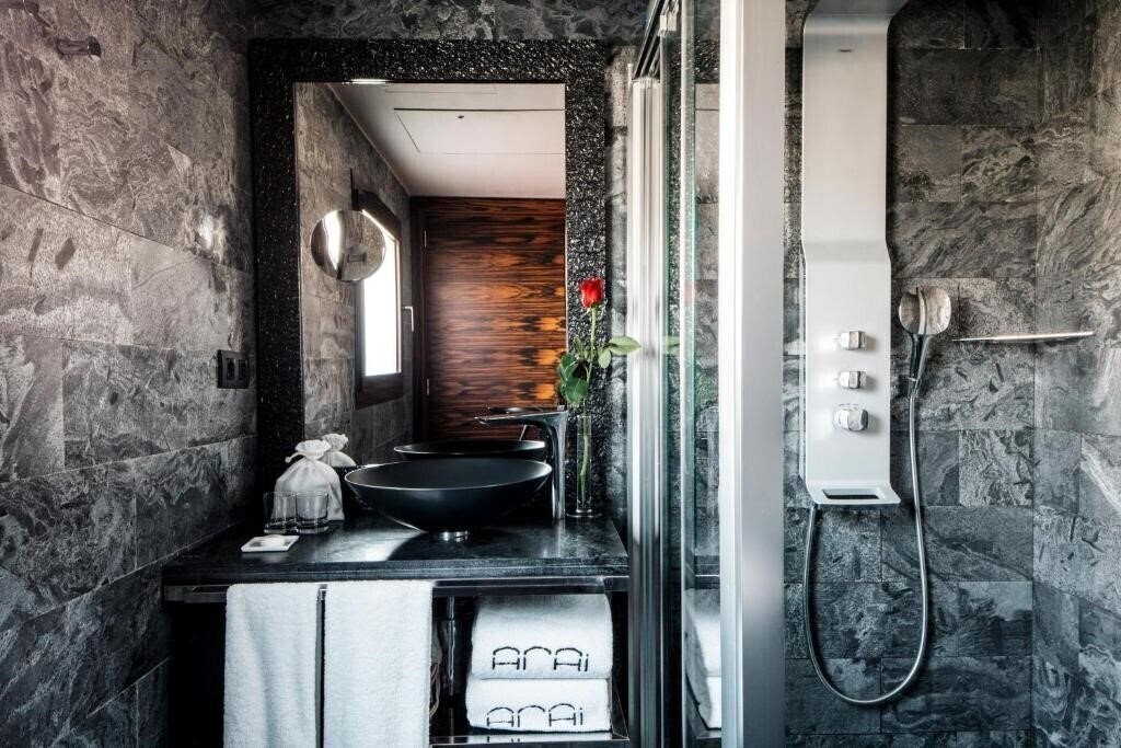 Фотографія Arai Barcelona 4*