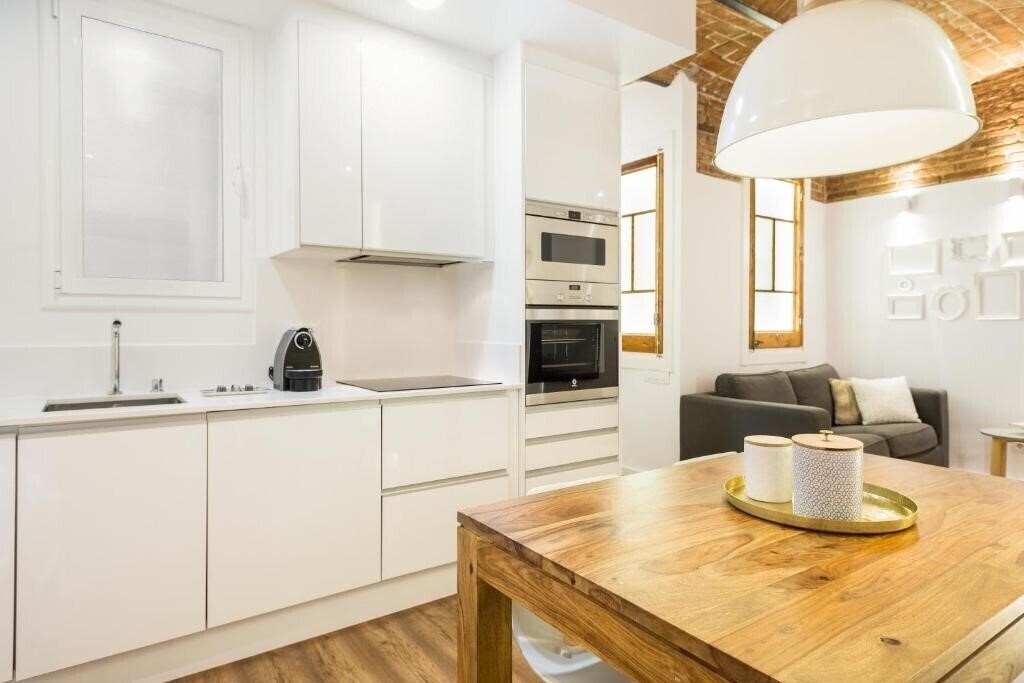 Зображення Charming Parallel 3*