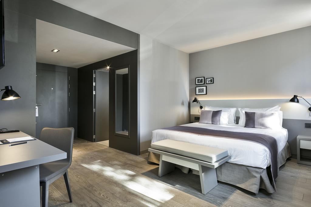 Отель Upper Diagonal 4*