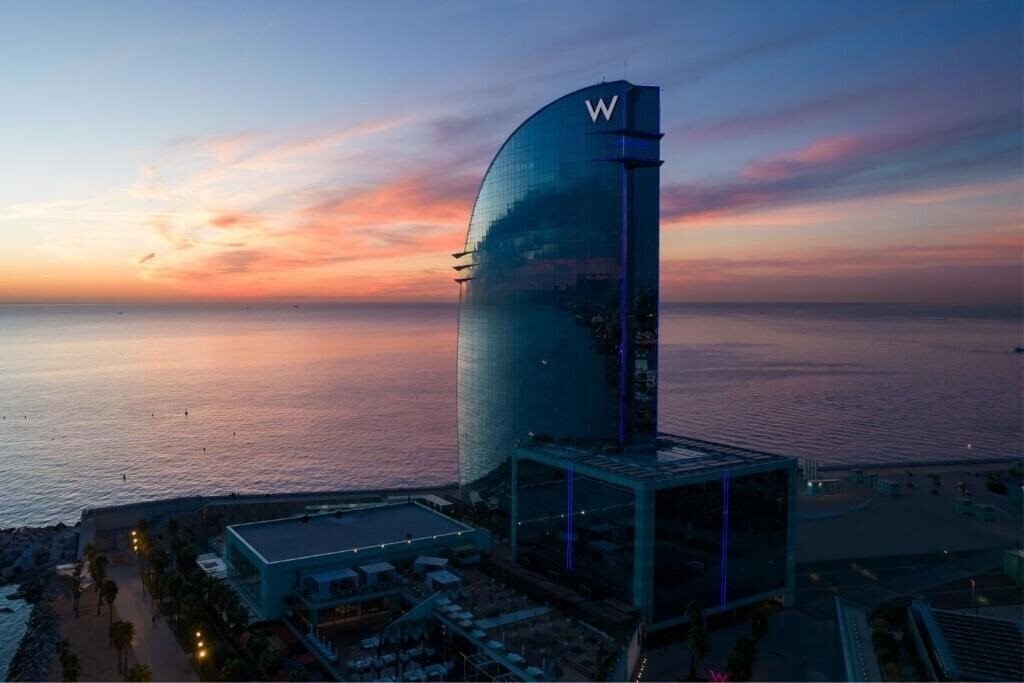 Готель W Barcelona 5*