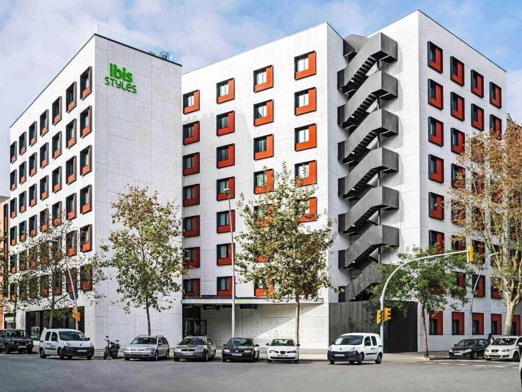 Фотографія Ibis Styles Barcelona City Bogatell 2*
