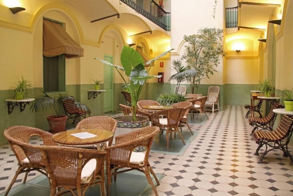 Фото Peninsular 1*