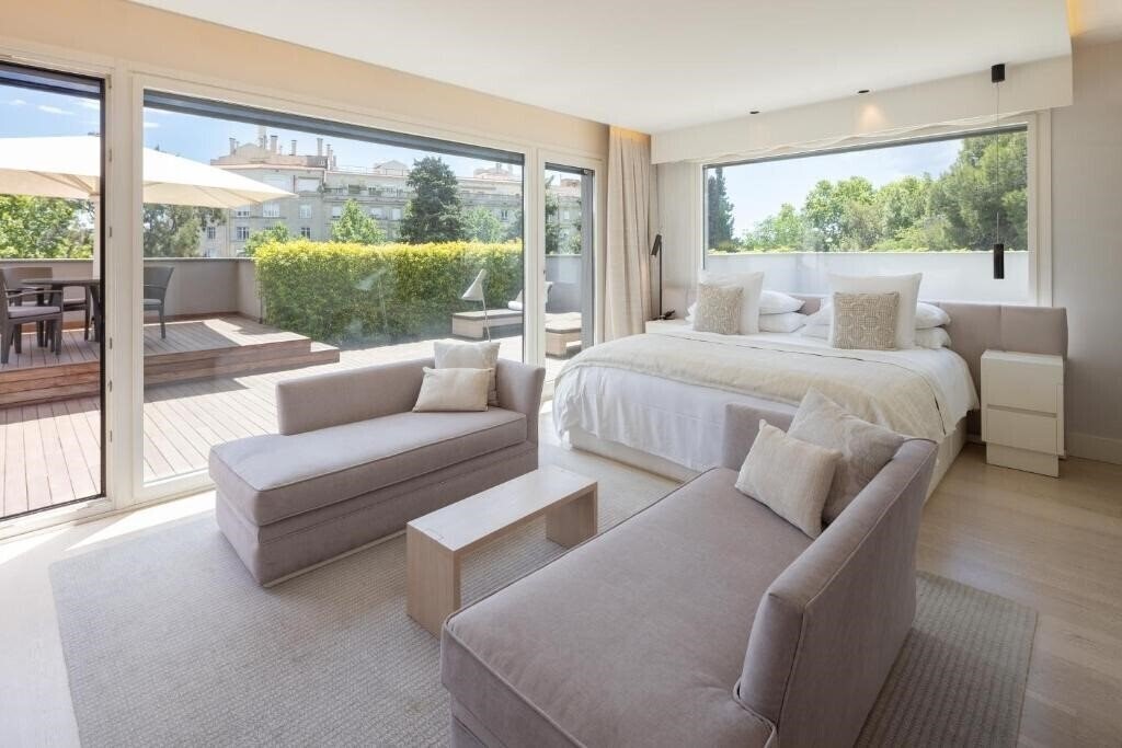 Отель Abac Restaurant Hotel 5*