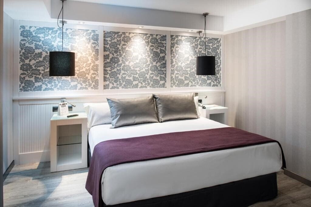 Фото Catalonia Roma 3*