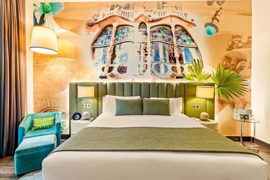 Фотографія Indigo Barcelona - Plaza Catalunya 4*