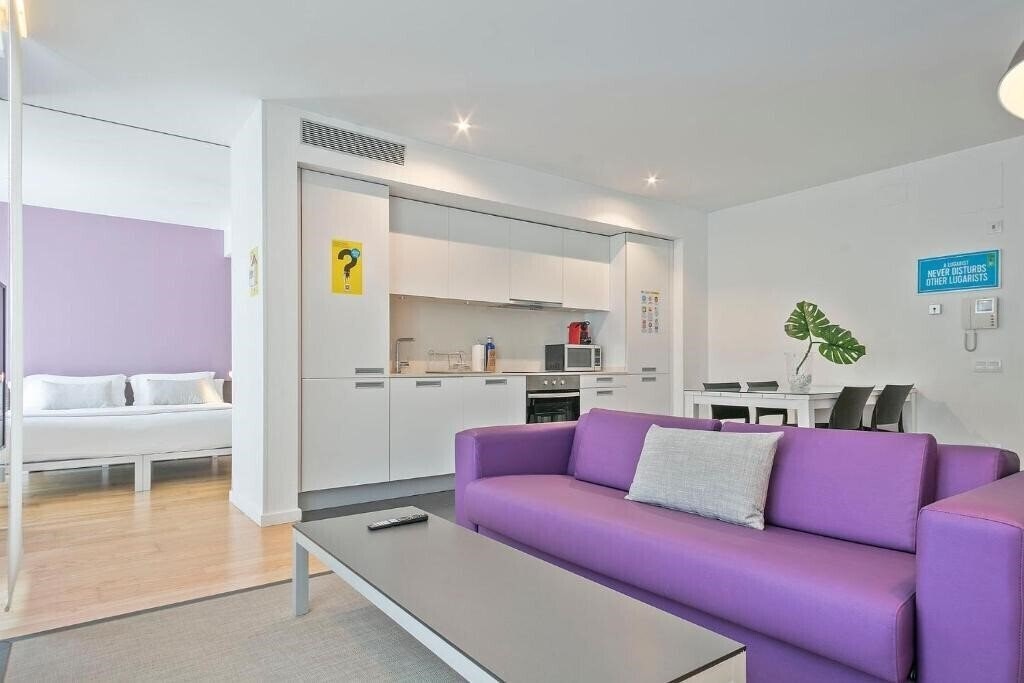 Готель Lugaris Beach 1*