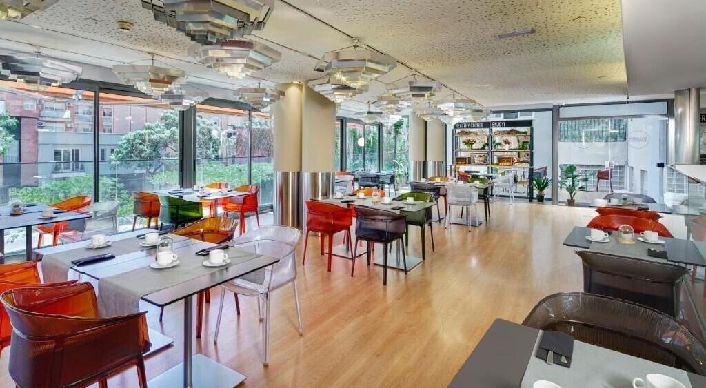 Фото Sercotel Hotel Rosellon 4*
