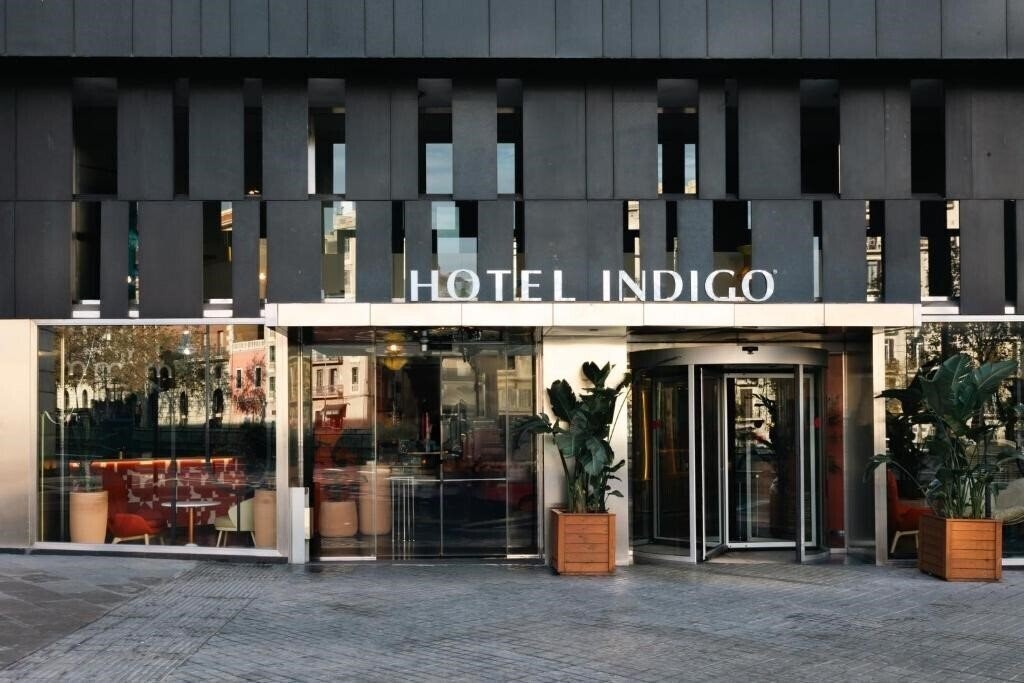 Отель Hotel Indigo Barcelona Plaza Espana, an IHG Hotel (ex. Ayre Hotel Gran Via) 4*