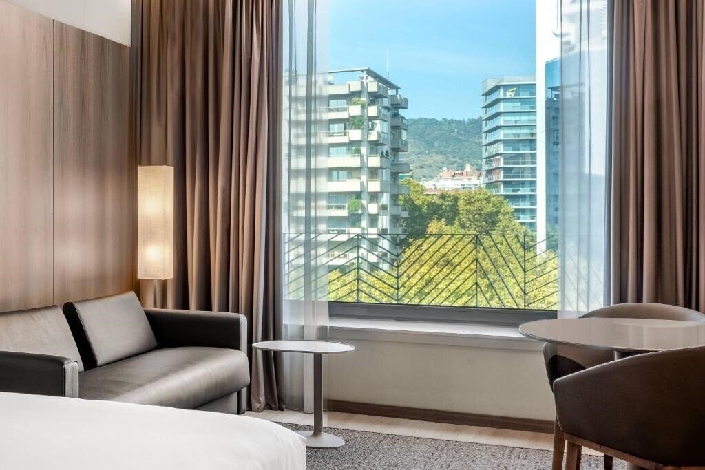 Картинка AC Hotel Diagonal L'Illa by Marriott 4*
