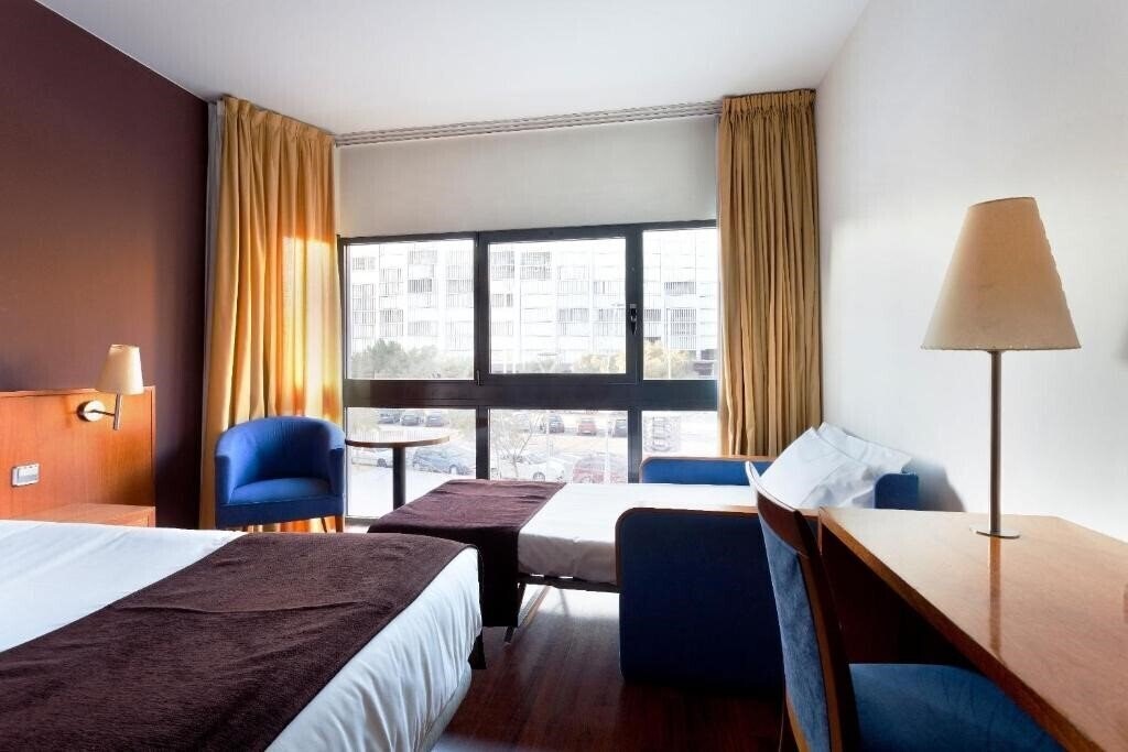 Фото Hotel Viladomat 3*