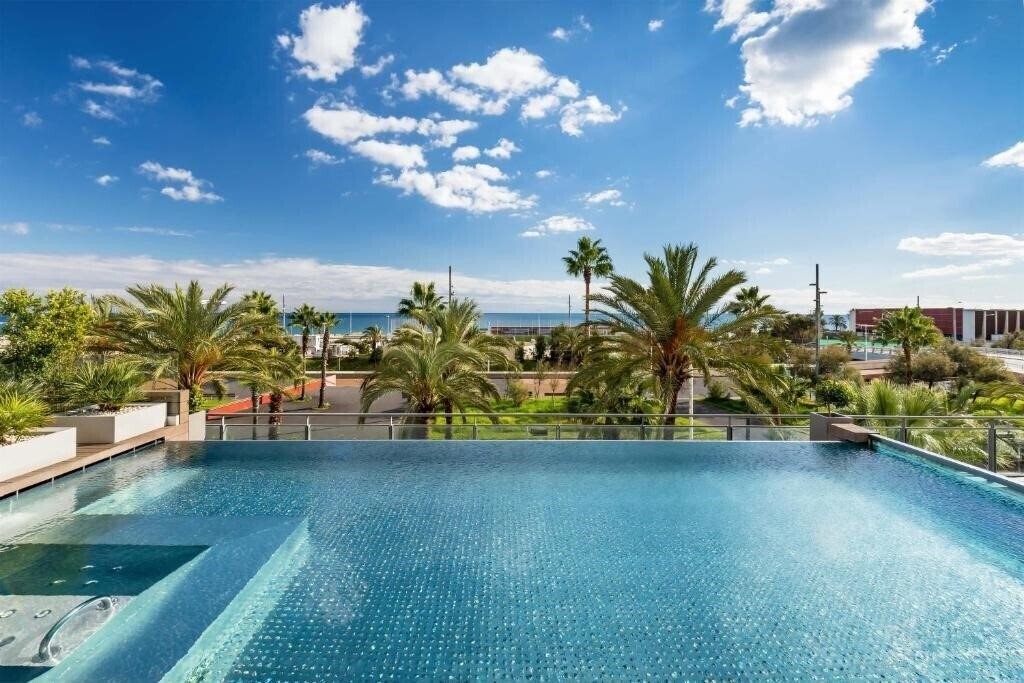 Готель Occidental Atenea Mar 4*
