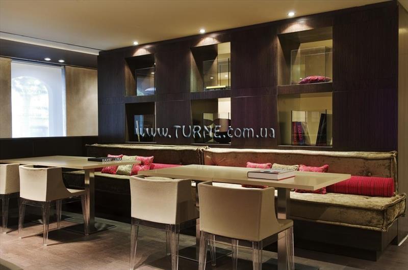 Готель Barcelona 987 4*