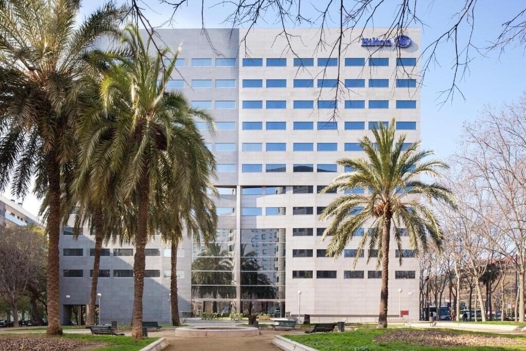 Отель Hilton Barcelona 4*