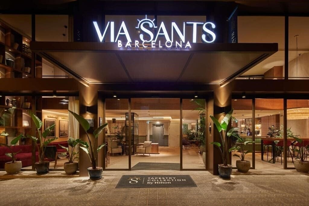 Готель Via Barcelona 4*