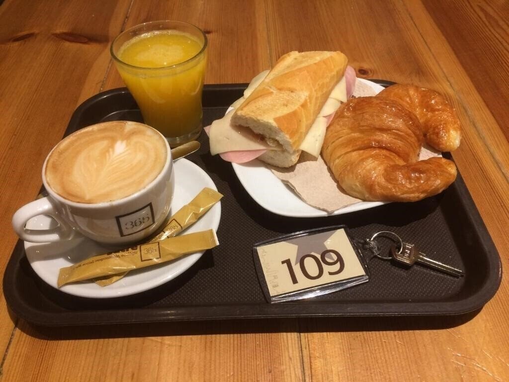 Изображение Aneto Hotel 1*