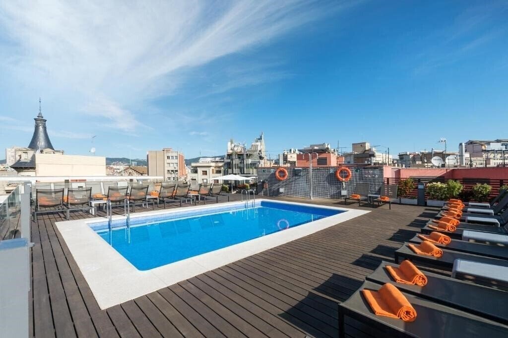 Отель Jazz Hotel 3*