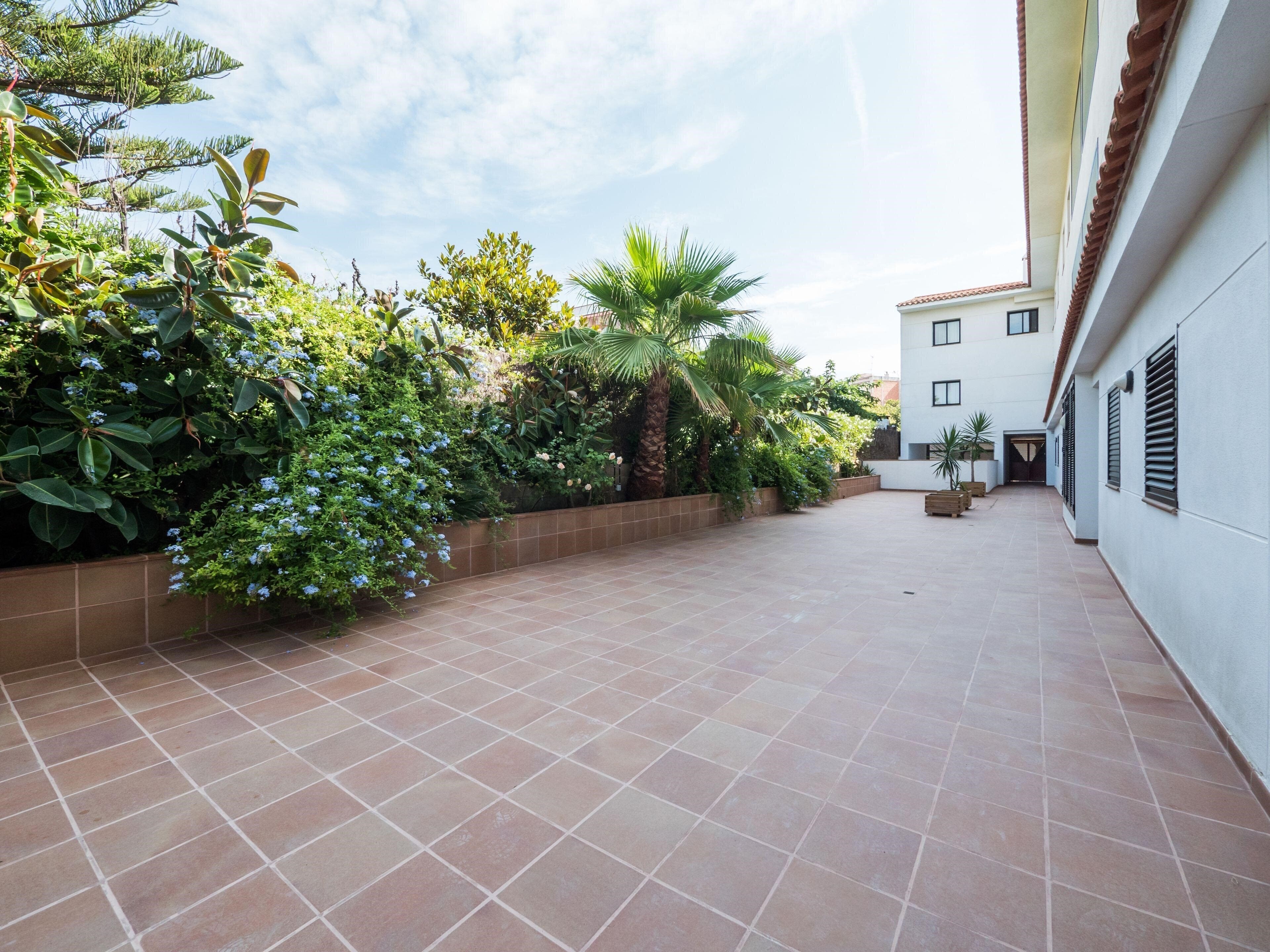 Картинка Apartamentos Checkin Beatrix Apts апартаменты