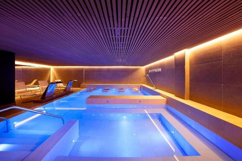 Фото Nh Barcelona Sant Just 4*