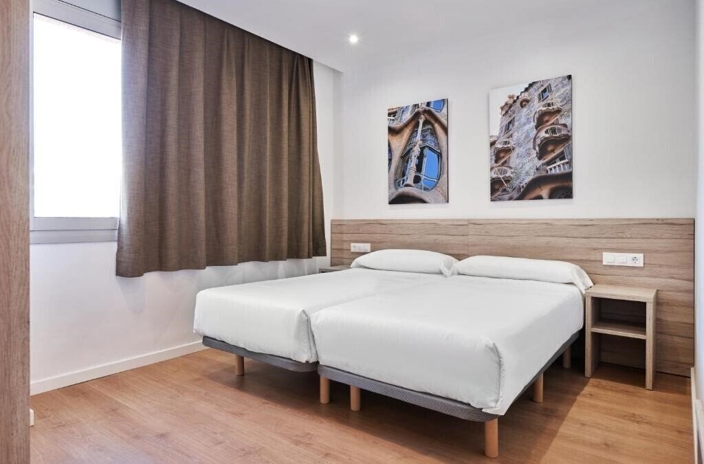 Фото Aparthotel Augusta 3*