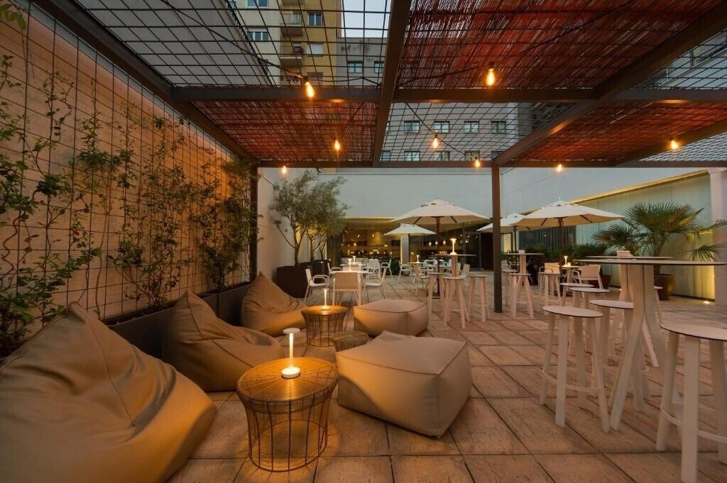 Готель Vilamari 4*