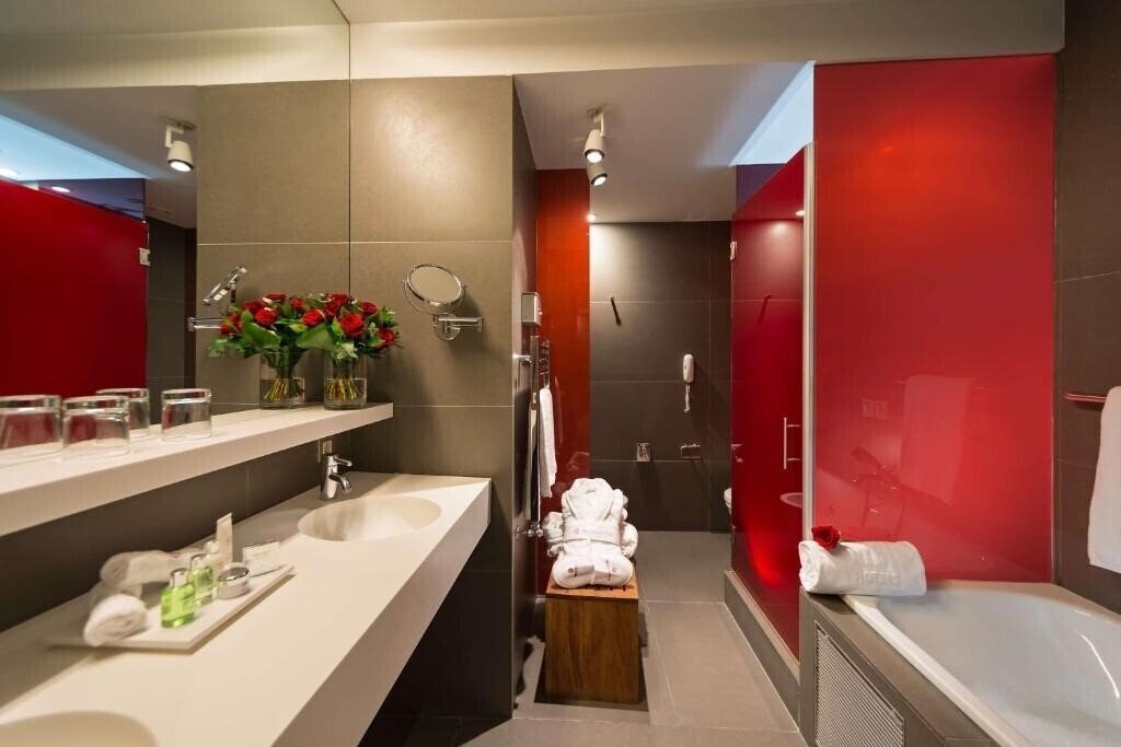 Картинка NH Collection Barcelona Constanza (ex. NH Constanza) 4*