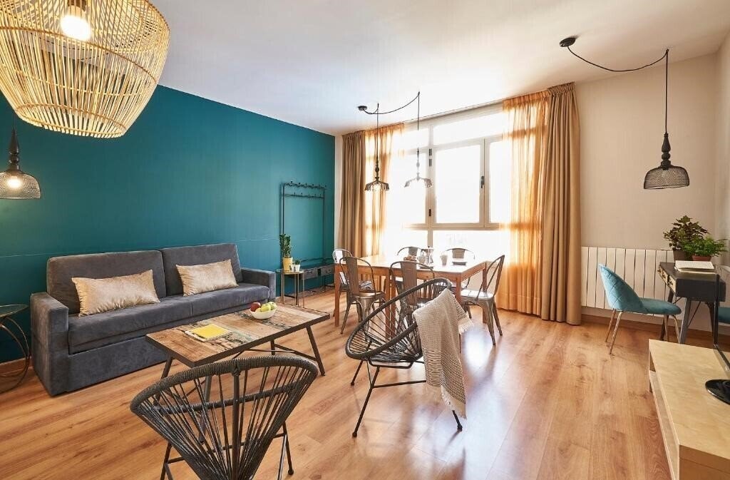 Готель Barcelona Sants Station Apartments апартаменты