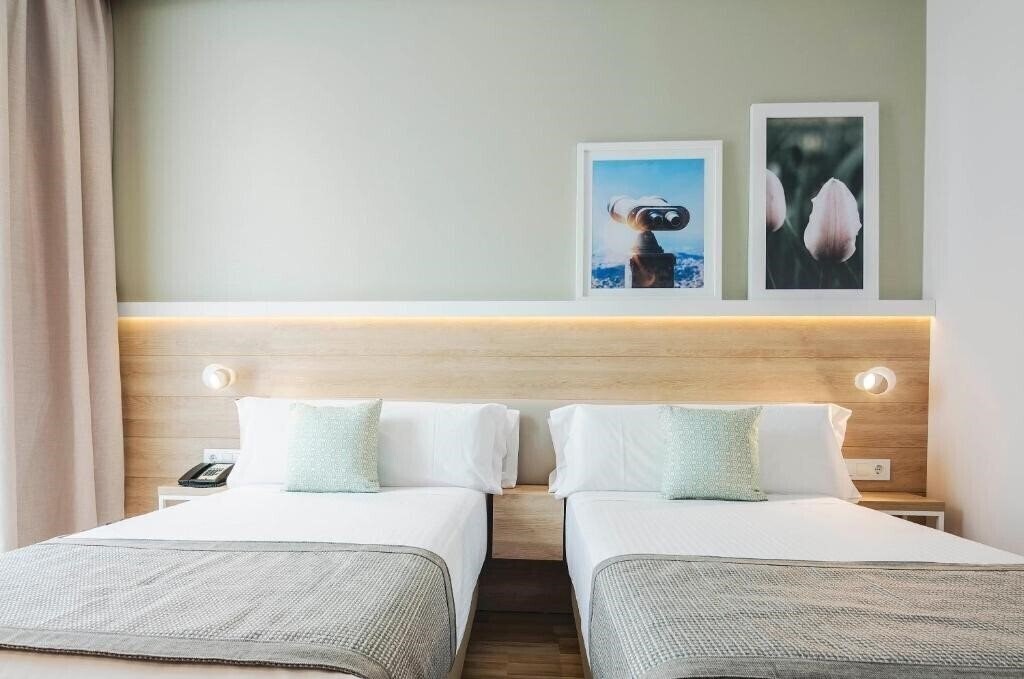 Зображення Golden Tulip 4*