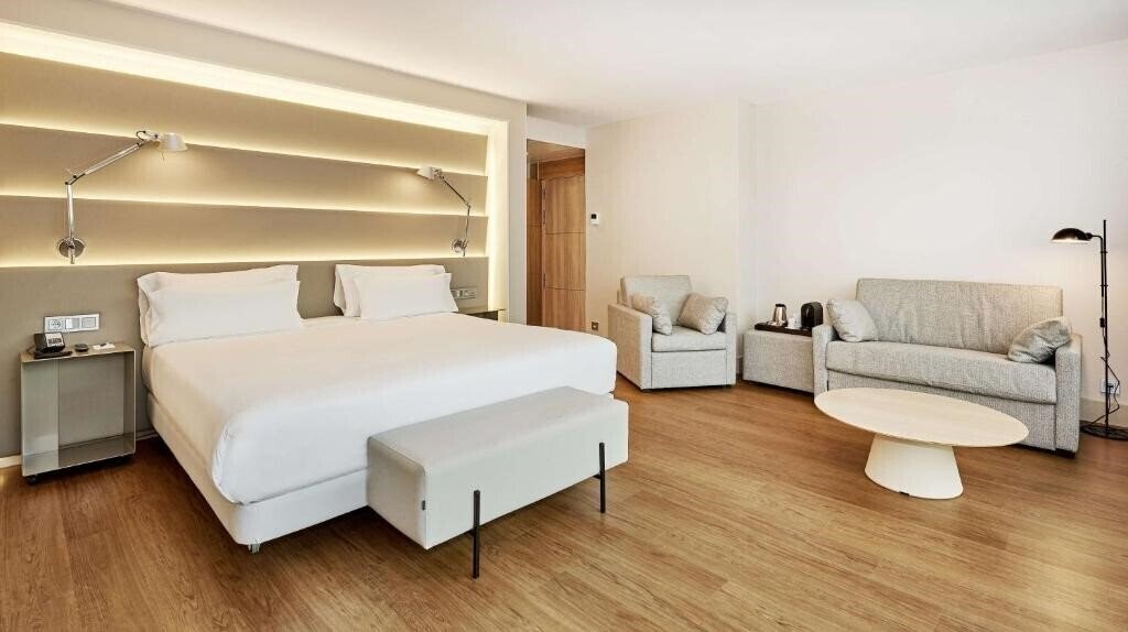 Фото Nh Sants Barcelona 4*
