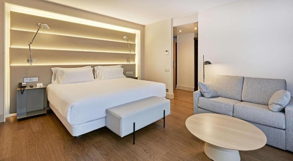 Фотографія Nh Sants Barcelona 4*