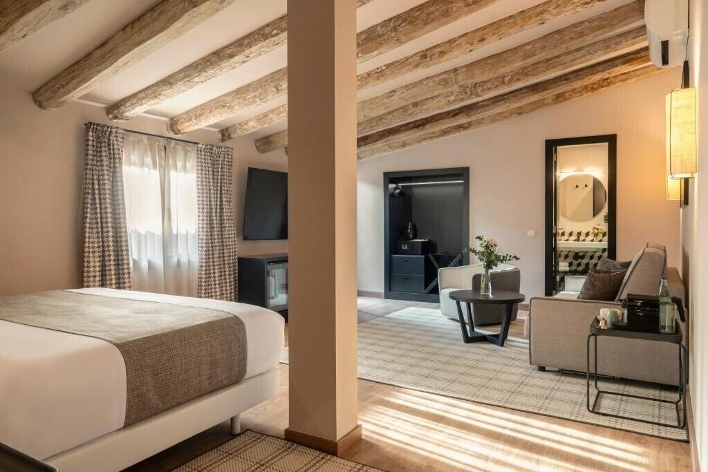 Фото Hesperia Barri Gotic 3*