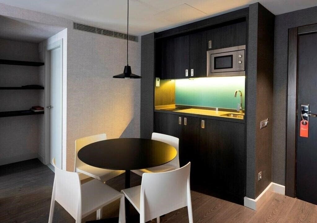 Картинка Hg City Suites Barcelona 4*