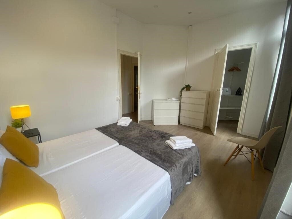 Готель 555 Apartments Bcn 3*