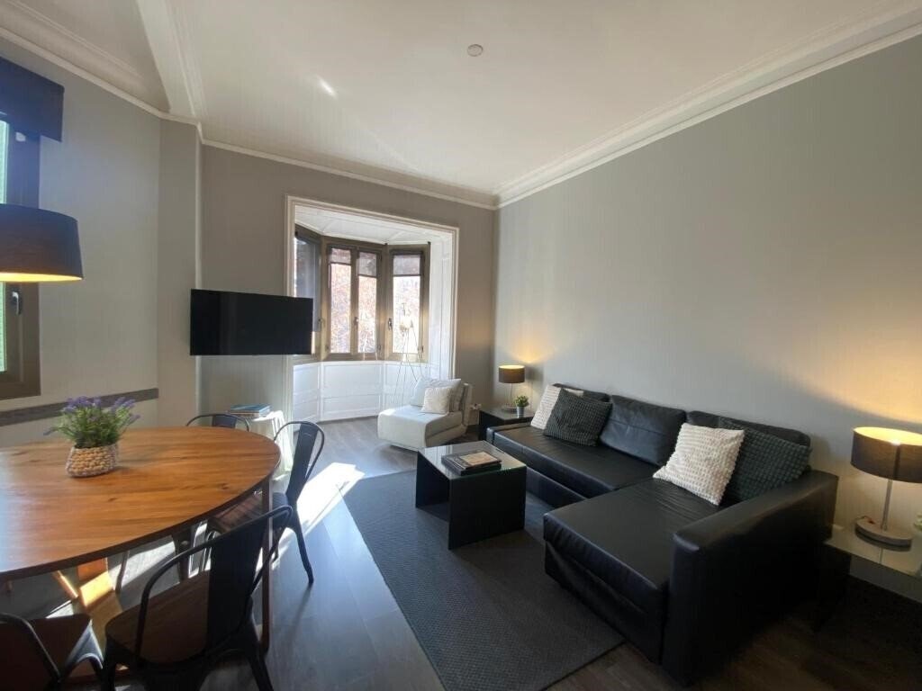 Изображение 555 Apartments Bcn 3*