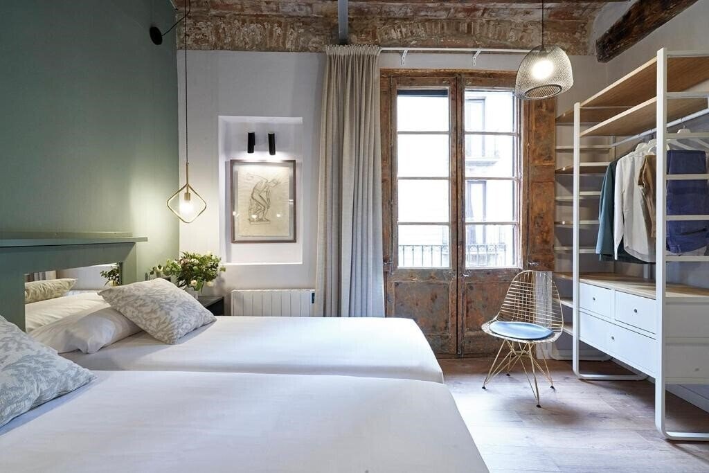 Фото Ainb Gothic-Jaume I Apartments 3*