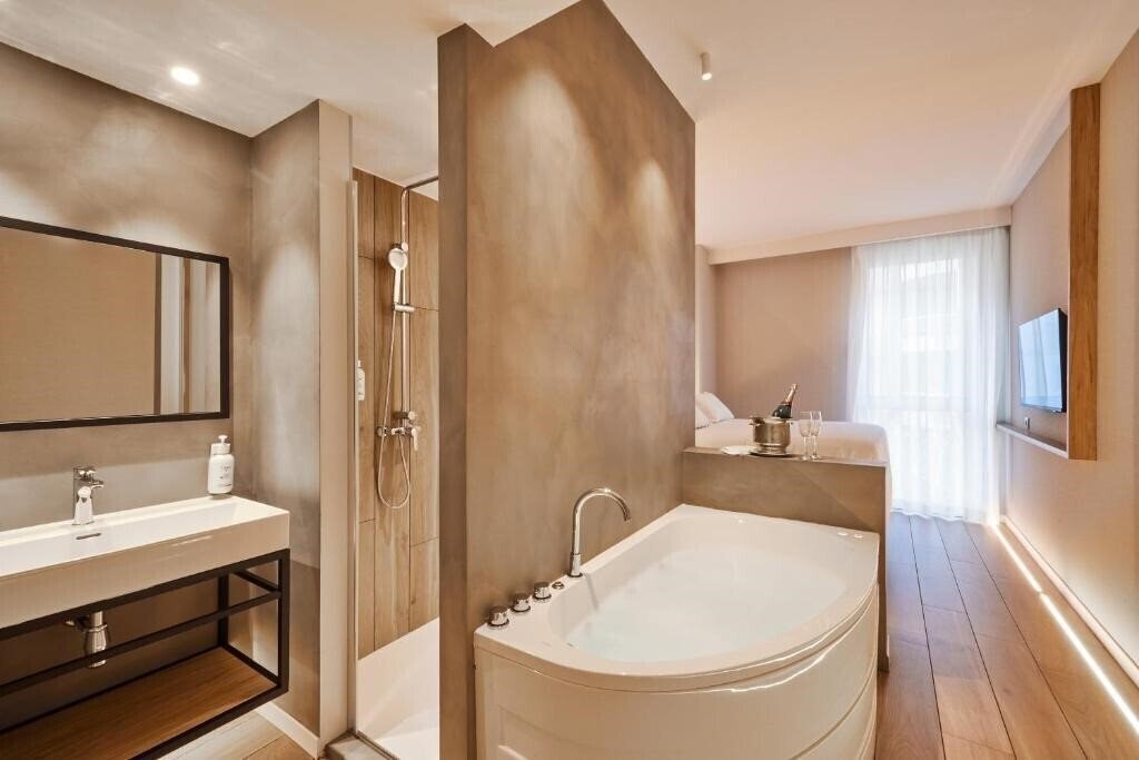 Фотографія Barcelona Century 3*