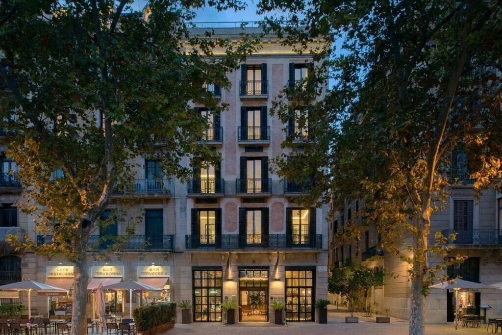 Фото Serras Barcelona 5*