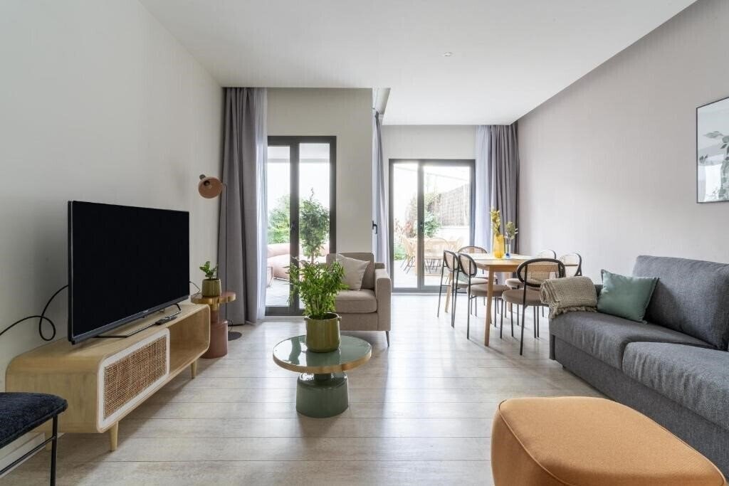 Отель Limehome Barcelona Rector Triado 4*
