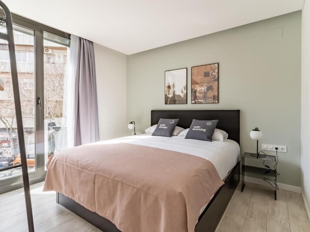 Фотография Limehome Barcelona Rector Triado 4*