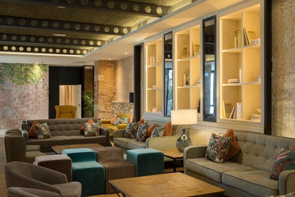 Готель Icon Bcn 4*