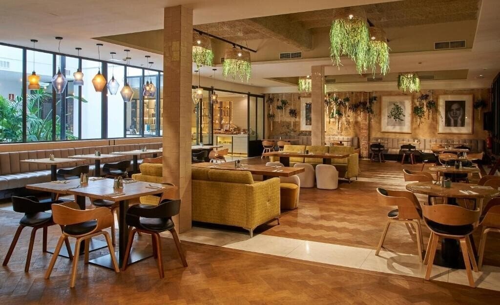 Зображення Icon Bcn 4*