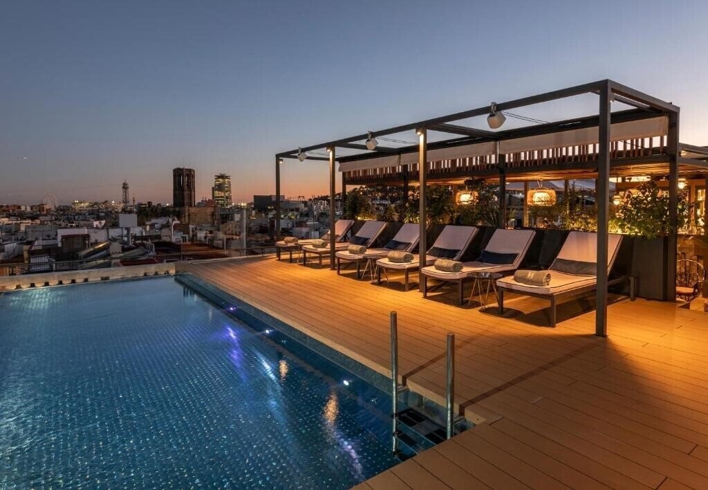 Отель Kimpton Vividora Hotel 5*