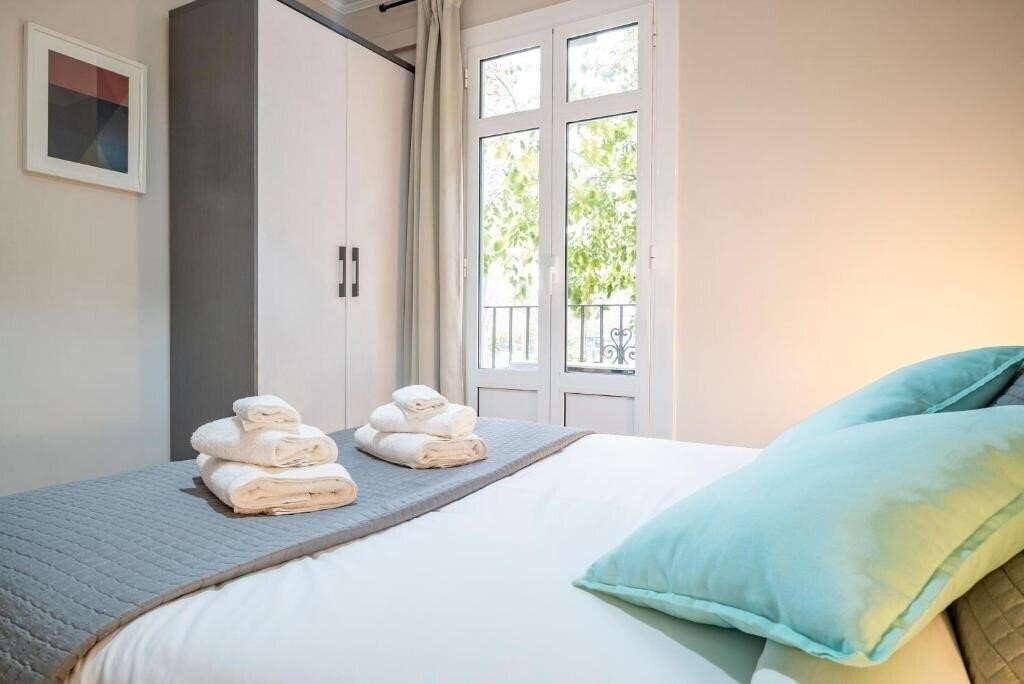 Фото Aparteasy - Family Ciutadella Park 3*