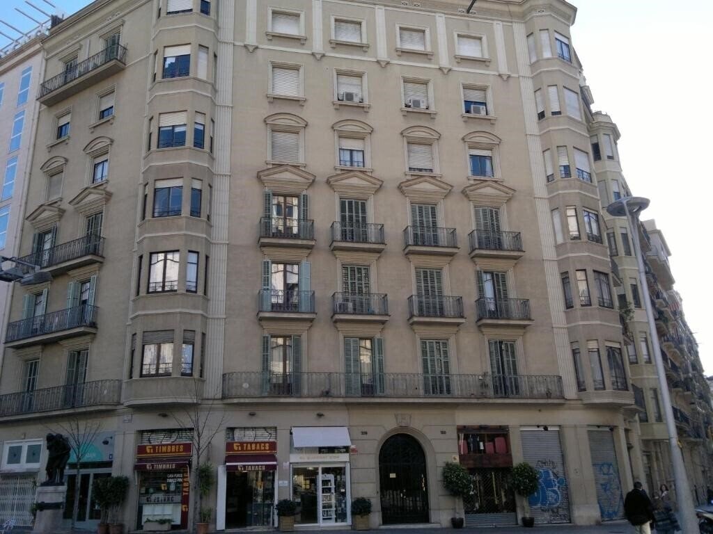 Изображение Ally's Guest House B&B 2*