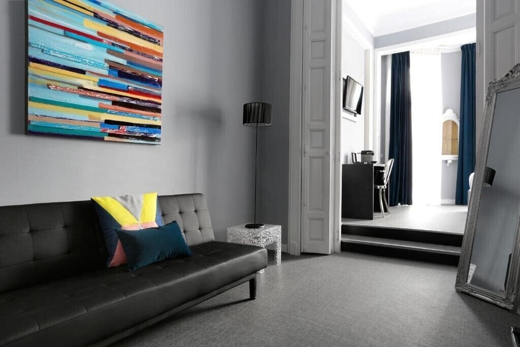 Изображение Amra Barcelona Gran Via 2*
